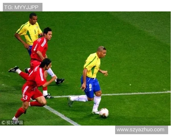 足球巨星们的惊艳进球瞬间回顾与分析 足球巨星们的惊艳进球瞬间回顾与分析